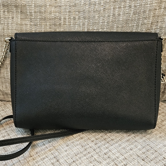 NWOT'S! KATE SPADE - Lightweight Crossbody - Snap Closure- Spade Logo - Picture 3 of 6